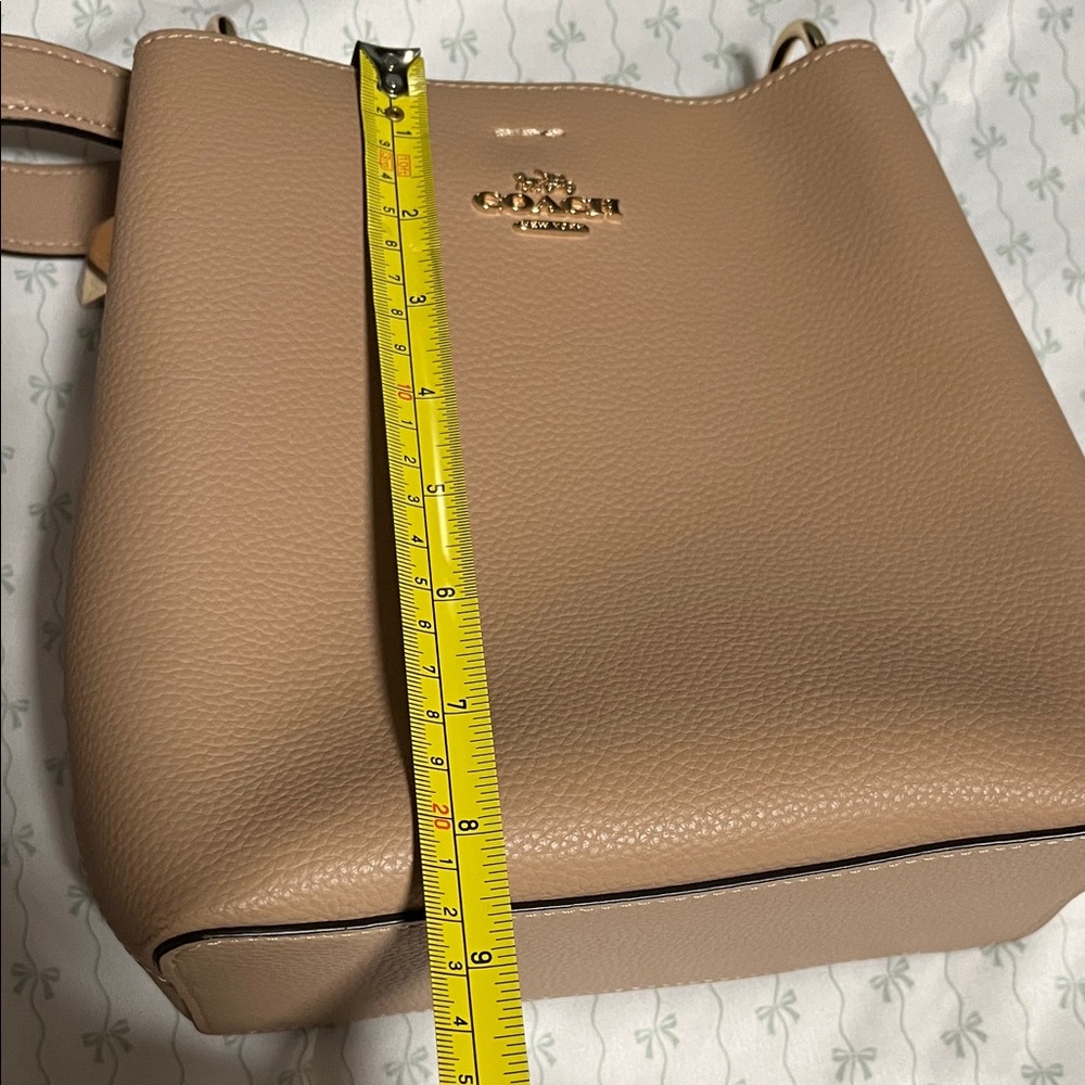 Coach bucket Leather Shoulder Bag - Picture 12 of 15